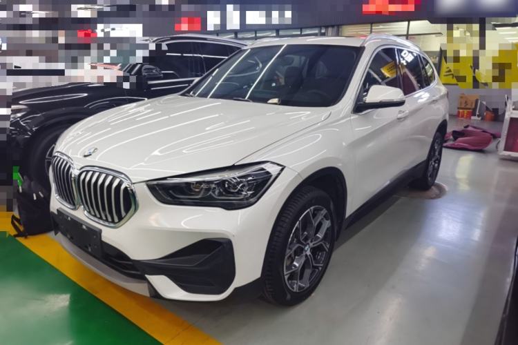 BMW X1 2020 — фото 1