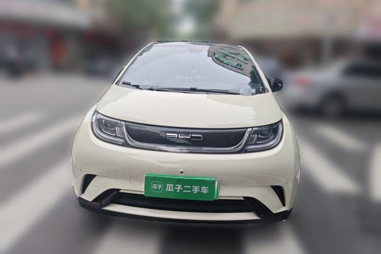 BYD Dolphin 2023 — 2