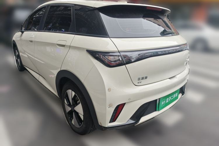 BYD Dolphin 2023 — 4