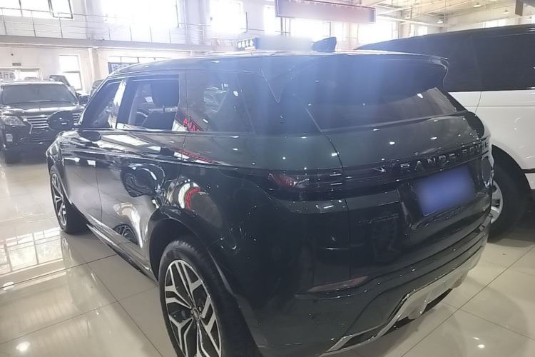 Land Rover rover range rover evoque 2024 — фото 4