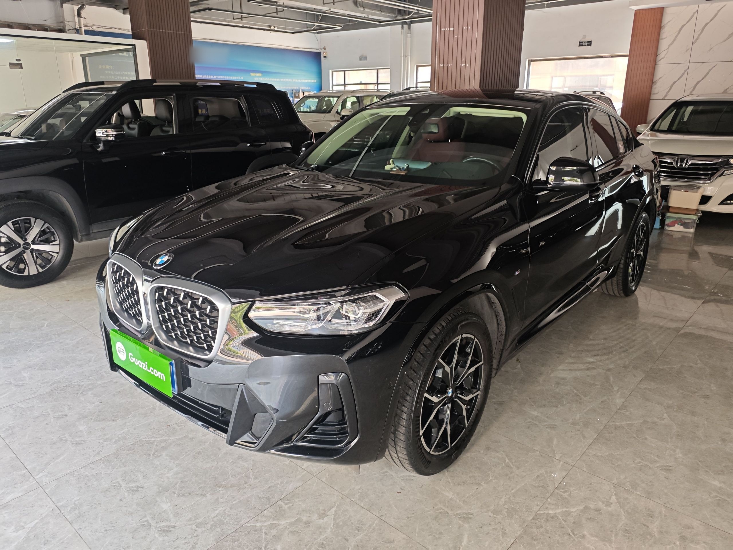 BMW x4 2022 — фото 1