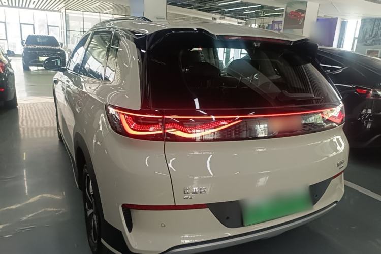 BYD Sealion 05 EV 2025 — фото 4