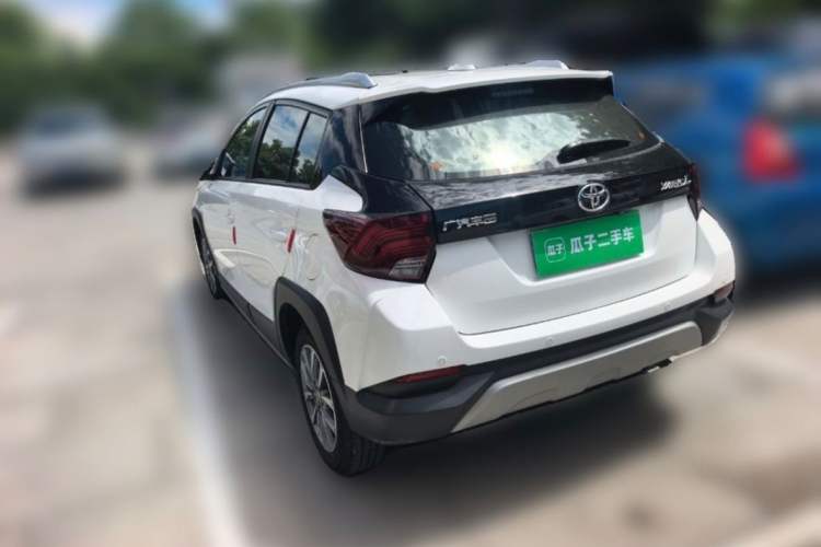 Toyota Yaris 2021 — 5