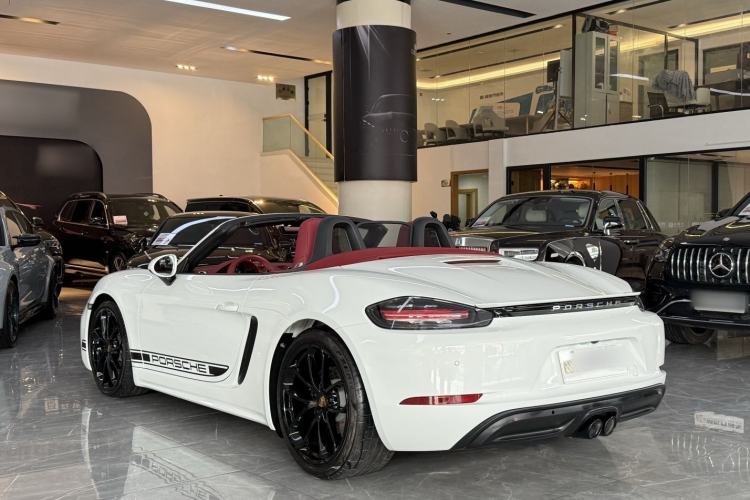 Porsche 718 2023 — 3