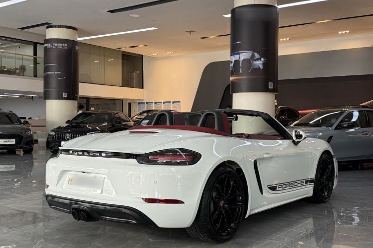 Porsche 718 2023 — 4