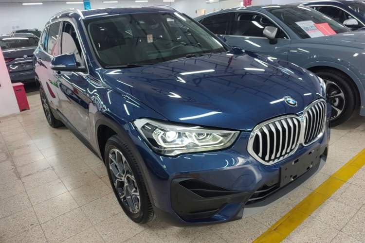 BMW X1 2022 — фото 3