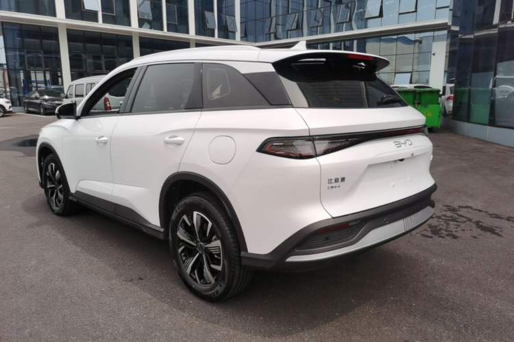 BYD sealion 05 dm i 2025 — фото 4