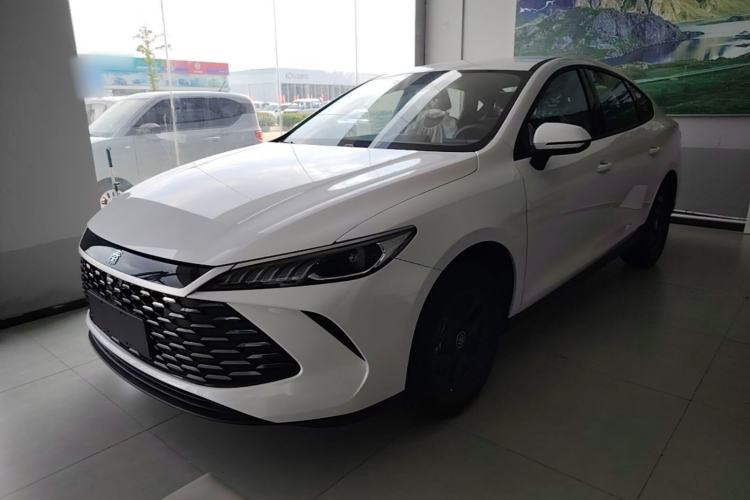 BYD Qin Plus 2025 — фото 1