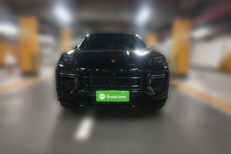 Porsche Cayenne 2024 — 2