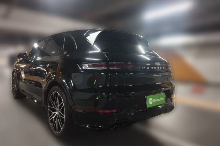 Porsche Cayenne 2024 — 4