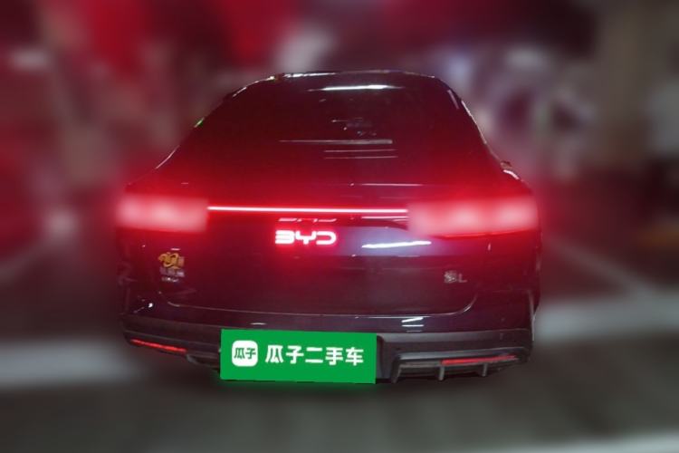 BYD Qin L 2024 — 3
