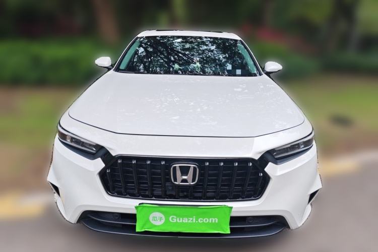 Honda Accord 2025 — 2
