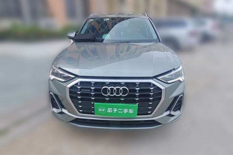 Audi Q3 2021 — 2