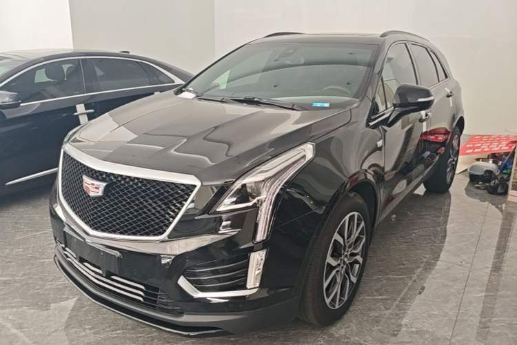 Cadillac XT5 2023 — фото 1
