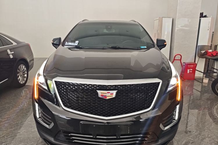 Cadillac XT5 2023 — фото 2