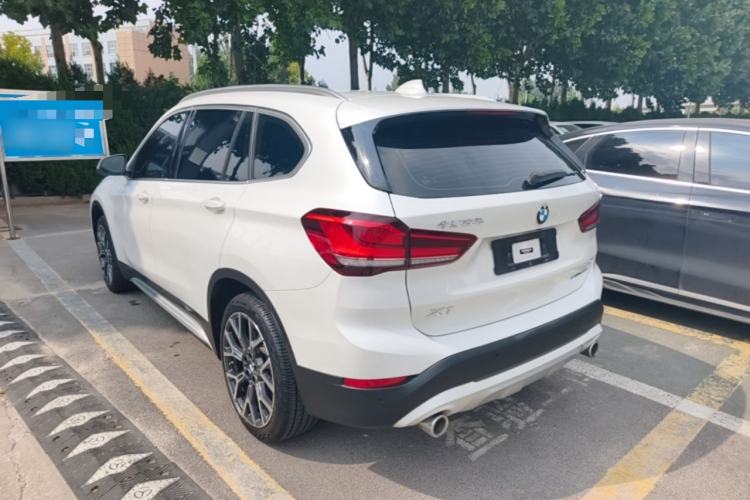 BMW X1 2022 — фото 4