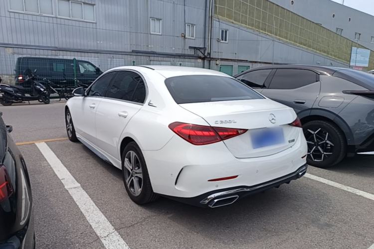 Mercedes-Benz C 200 L 2022 — 4