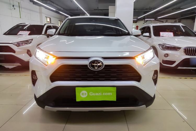 Toyota RAV4 2022 — 2