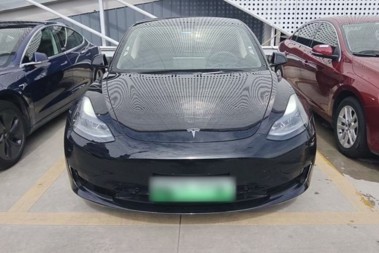 Tesla Model 3 2022 — 2
