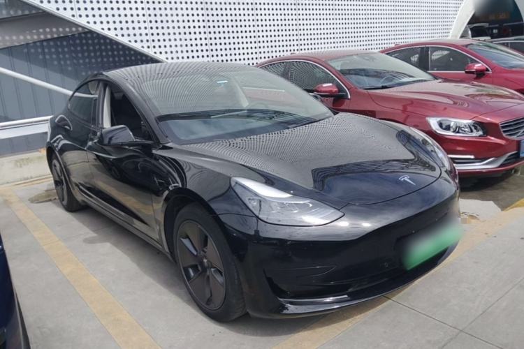 Tesla Model 3 2022 — 3