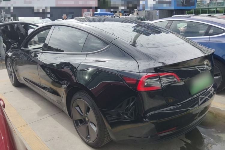 Tesla Model 3 2022 — 4