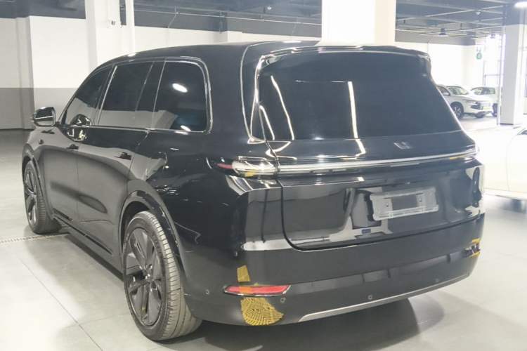 Li Auto L9 2022 — 4