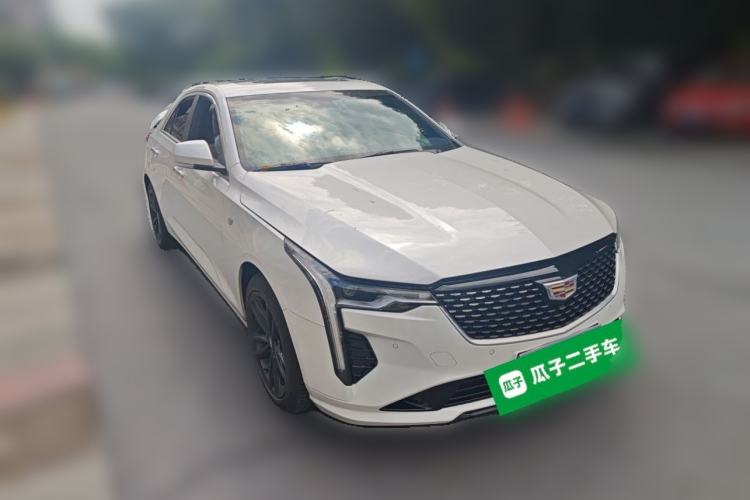 Cadillac CT4 2023 — 3