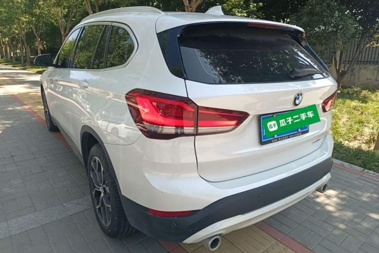 BMW X1 2022 — фото 4