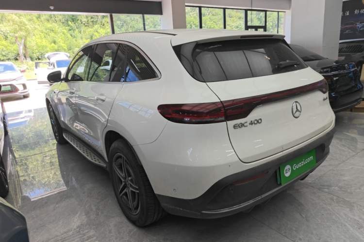 Mercedes-Benz EQC 400 2020 — 4