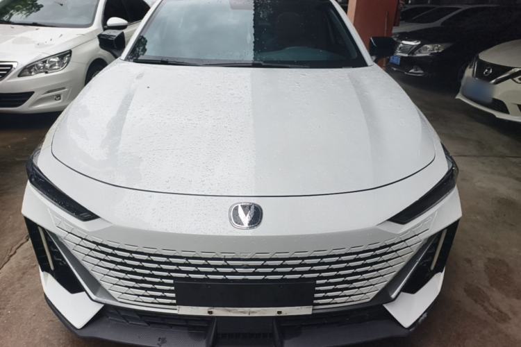 ChangAn UNI-V 2022 — 2