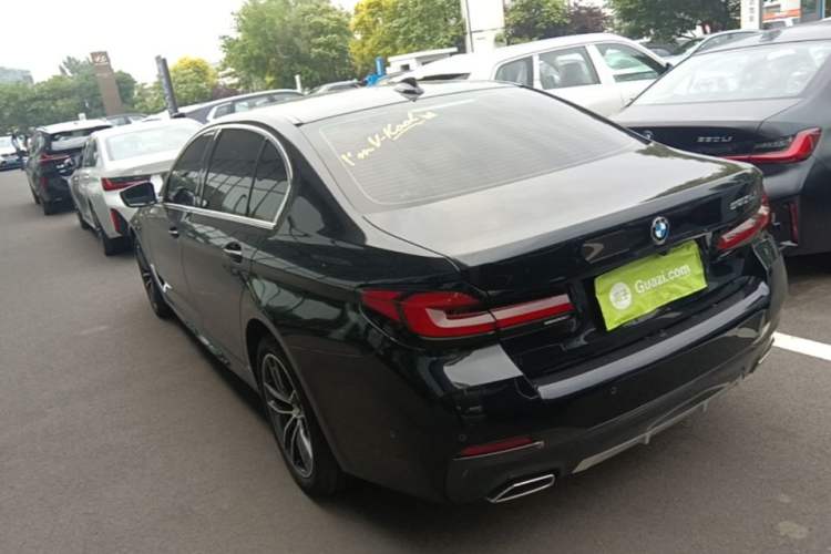 BMW 525Li 2022 — 4