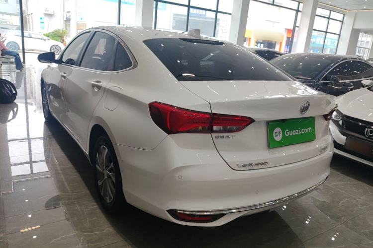 Buick Verano 2022 — 4