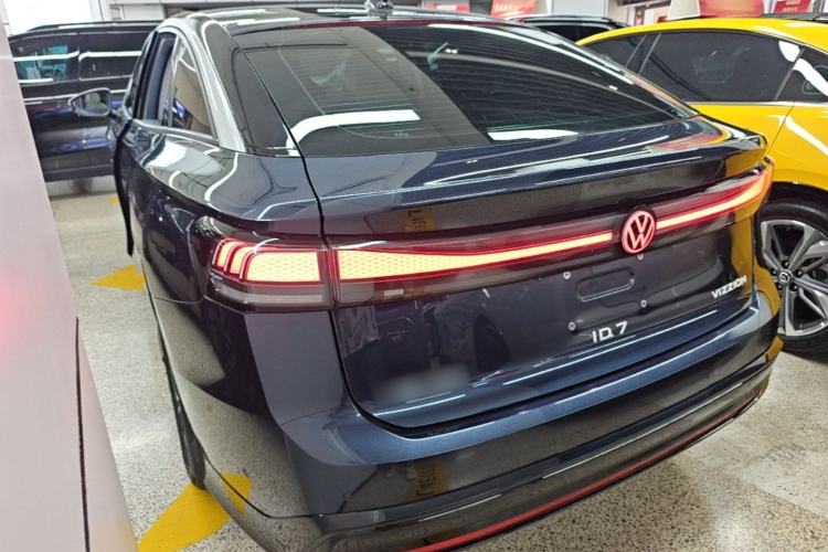 Volkswagen ID.7 VIZZION 2024 — 4