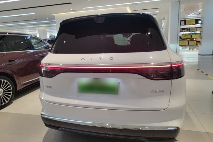AITO AITO M8 2025 — 5