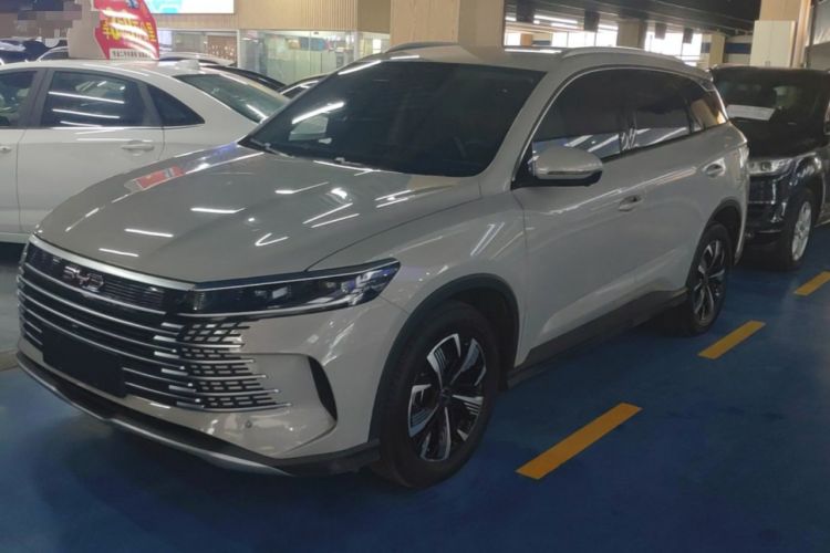 BYD sealion 05 dm i 2025 — фото 1