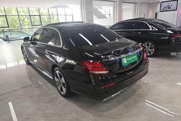 Mercedes-Benz benz e class 2020 — фото 4