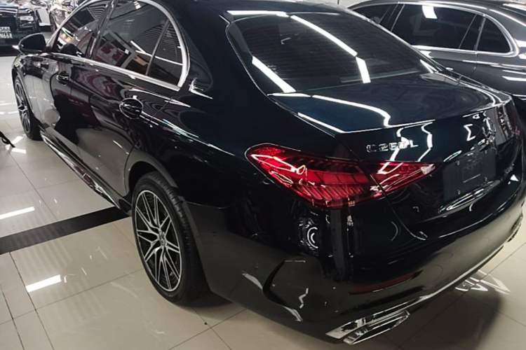 Mercedes-Benz C 200 L 2022 — 4