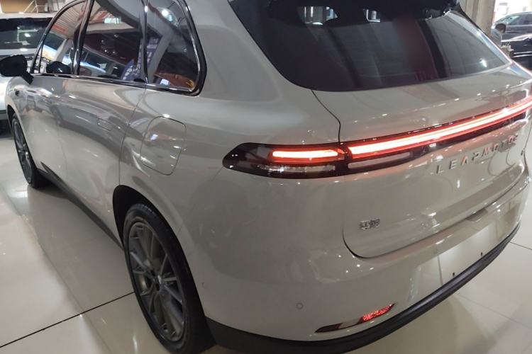 Leapmotor C10 2024 — 4