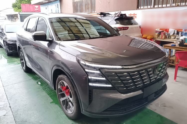ChangAn CS75 PLUS 2025 — фото 3