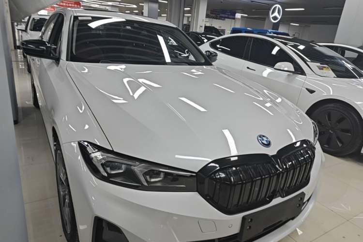 BMW i3 2022 — фото 3