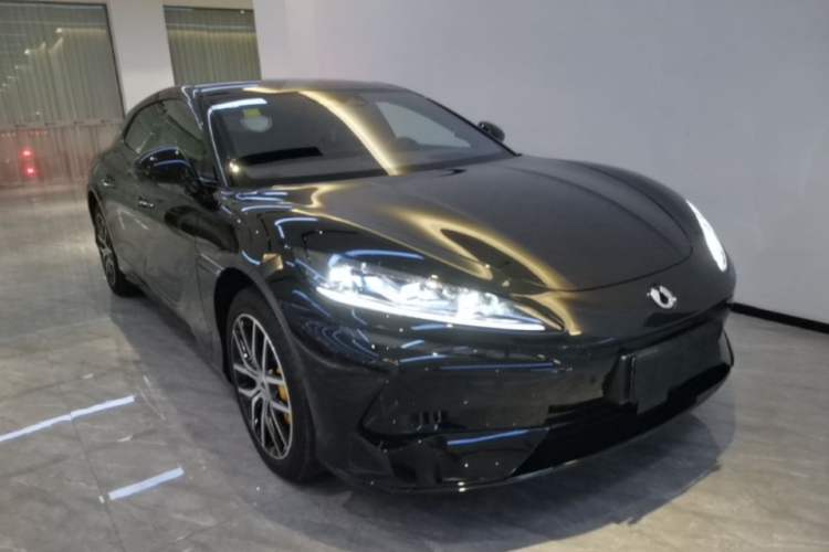 Denza Z9GT 2024 — 3