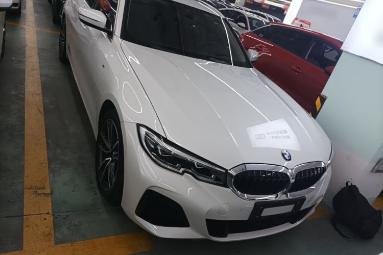 BMW 325Li 2021 — 2