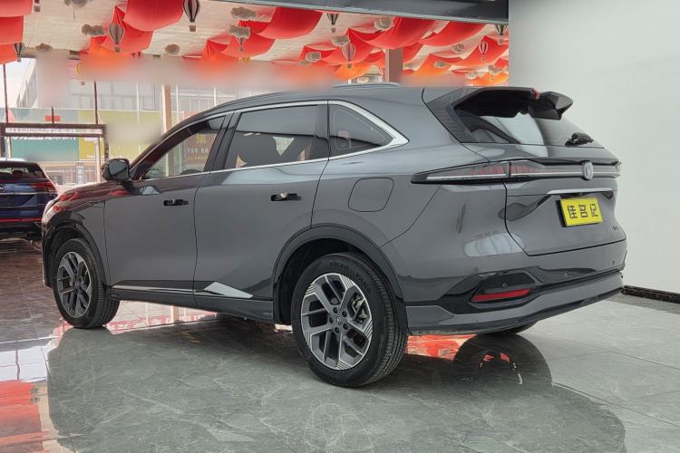ChangAn cs75 plus 2025 — фото 4