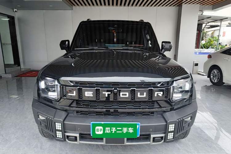 Jetour Traveler 2023 — 2