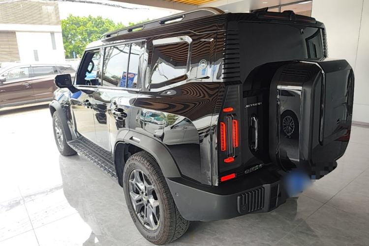 Jetour Traveler 2023 — 4