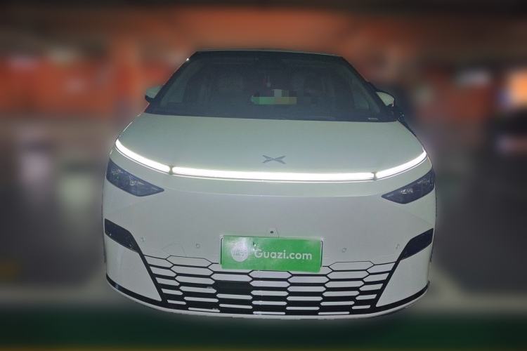 XPeng X9 2024 — 2