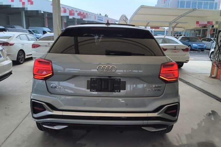 Audi Q2L 2024 — 5