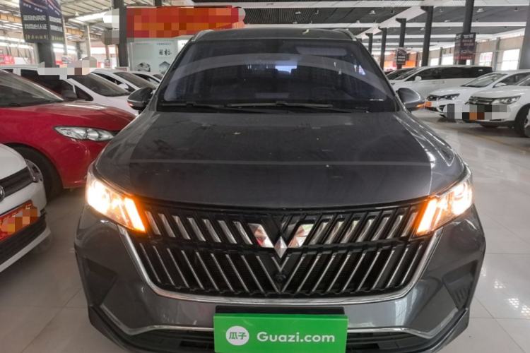 Wuling Jiachen 2022 — 2