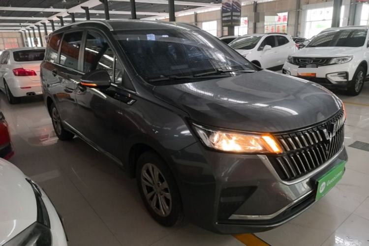 Wuling Jiachen 2022 — 3
