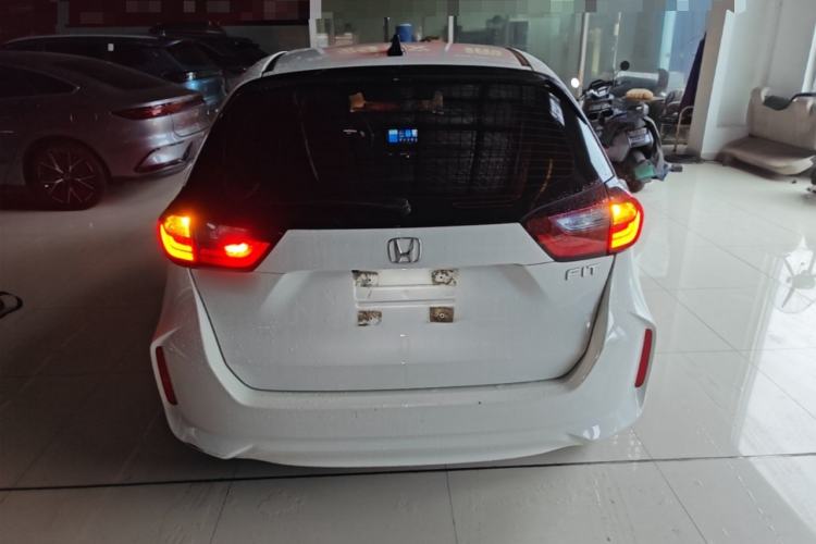 Honda Fit 2022 — фото 5